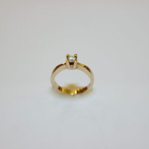 Solitaire ring med W.SI diamant