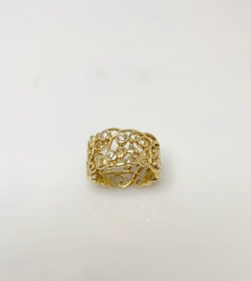 "Blomster ring" guld med 3 diamanter