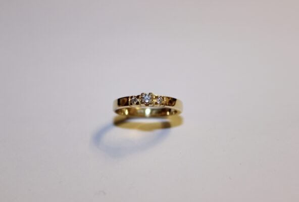Alliance Solitaire ring i 14 kt guld