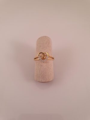 14 kt guld hjertering med diamanter