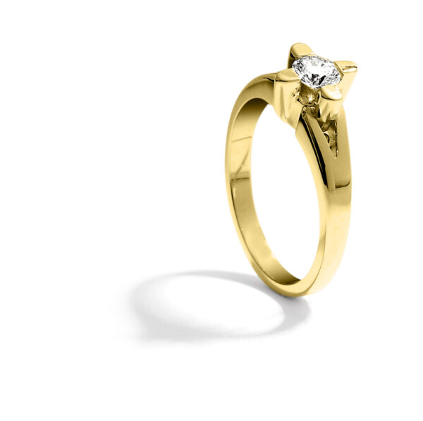 Miss Diamond ring