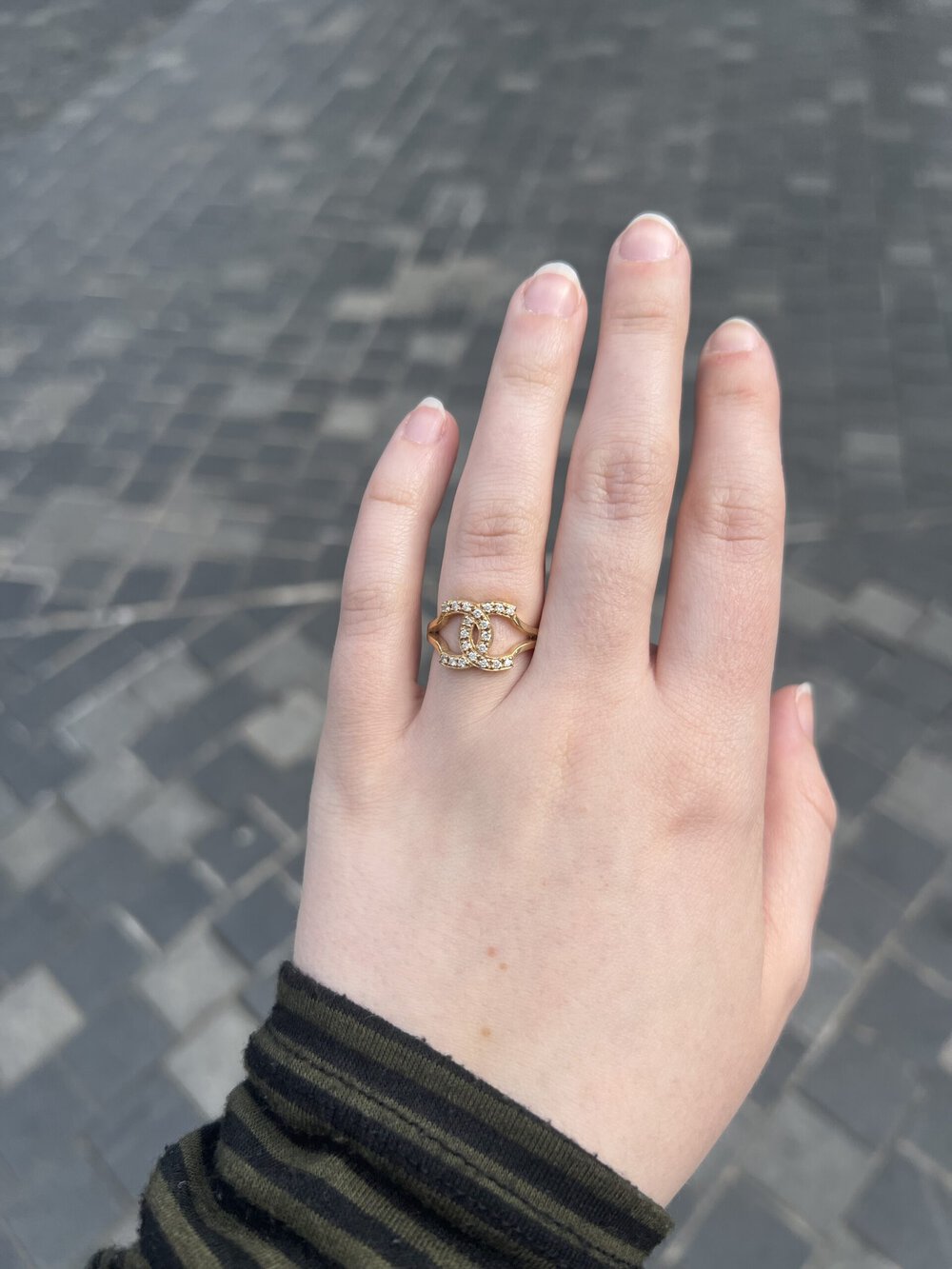 SKN 14 kt Guldring med 0,20 ct W/VS Diamanter - Billede 2
