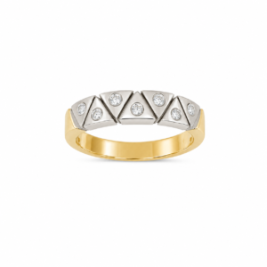 Guldring med diamanter