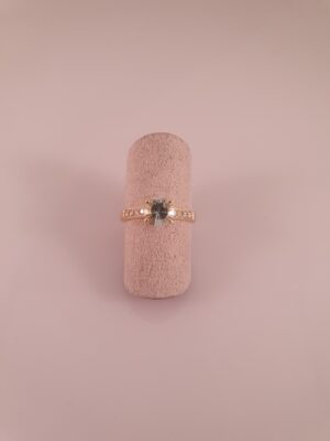 Guldring med Akvamarin