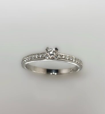 SKN Hvidguld Alliance Solitairering Samlet 0.35ct