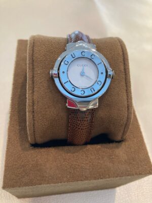 Gucci m. læder armbøjle ya06651440305