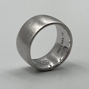 Ole Lynggaard "Love You" 14kt hvidgulds ring A2212-1620