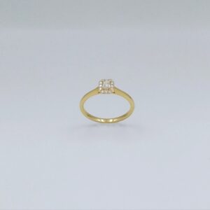 SKN Guldring med diamanter