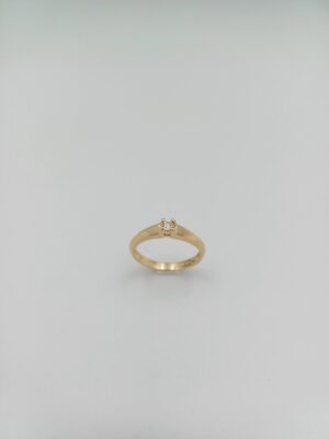 SKN 14kt rødguld solitairering med 0.10ct w/si