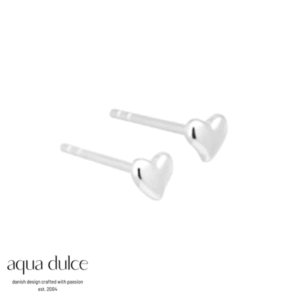Aqua Dulce KARLA sølv ørestikker med hjerter 3899