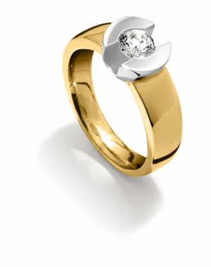 Diamond Queen Ring